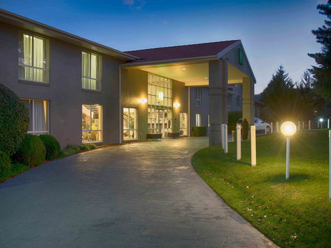 Ibis Styles Canberra - New South Wales Tourism  44