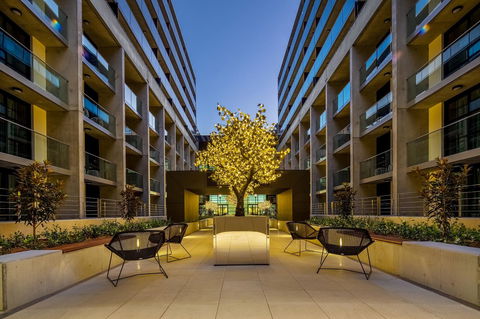 Avenue Hotel Canberra - New South Wales Tourism  22