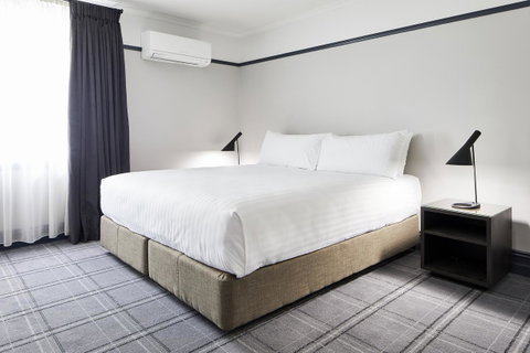 Brassey Hotel - Managed By Doma Hotels - New South Wales Tourism  14