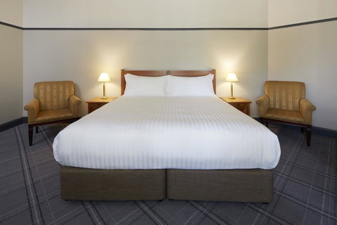 Brassey Hotel - Managed By Doma Hotels - New South Wales Tourism  8