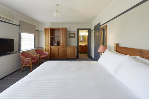 Brassey Hotel - Managed By Doma Hotels - New South Wales Tourism  6