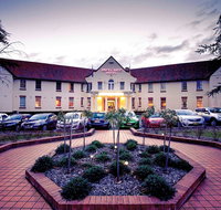 Mercure Canberra - New South Wales Tourism 