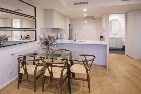 Greenwich Apartment - New South Wales Tourism  2