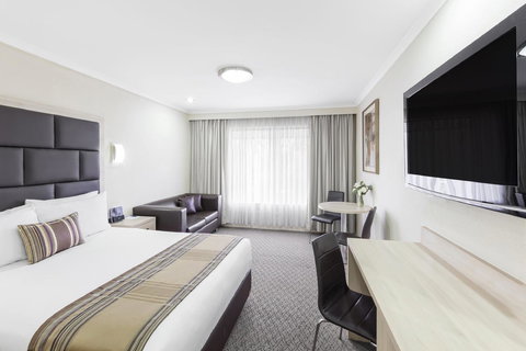 Garden City Hotel, Best Western Signature Collection - New South Wales Tourism  0