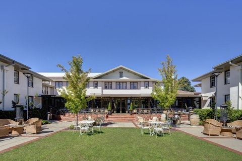 Hotel Kurrajong Canberra - New South Wales Tourism  0