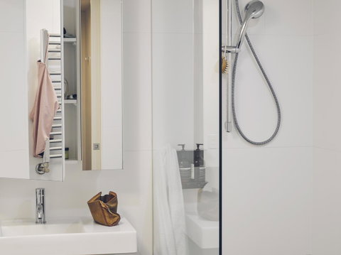 Nishi Apartments Eco Living By Ovolo - New South Wales Tourism  9