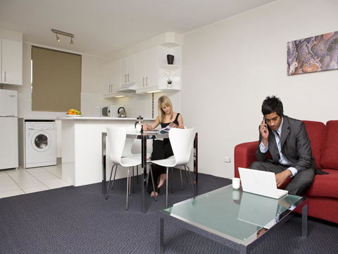 Manuka Park Serviced Apartments - New South Wales Tourism  13
