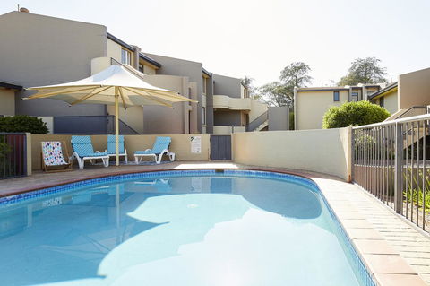 Manuka Park Serviced Apartments - New South Wales Tourism  34
