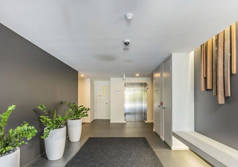 Modern Executive Apt@Barton*1BR*WiFi*Gym*Secure Parking*Canberra - New South Wales Tourism  16