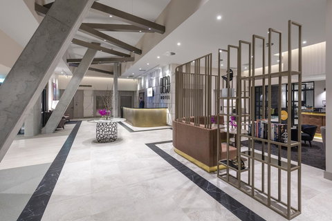 Deco Hotel Canberra - New South Wales Tourism  4