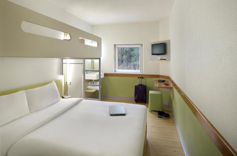 Ibis Budget Canberra - New South Wales Tourism  4