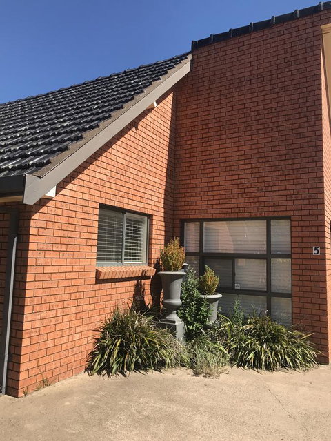 Central Tranquility Heart Of Orange - New South Wales Tourism  28