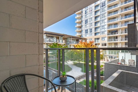 Spacious 1BR Stylish New Acton Apartment +Parking - New South Wales Tourism  23