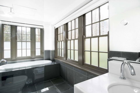 Peppers Gallery Hotel - New South Wales Tourism  10