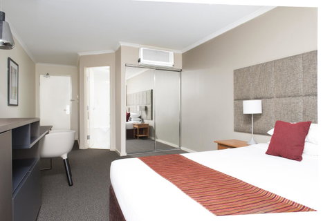 Mantra On Northbourne - New South Wales Tourism  16
