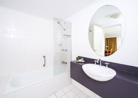 Mantra On Northbourne - New South Wales Tourism  14