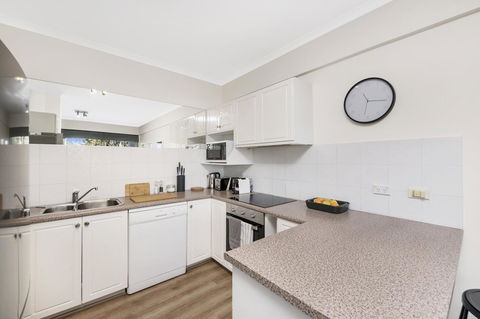 Accommodate Canberra - The Summit - New South Wales Tourism  13