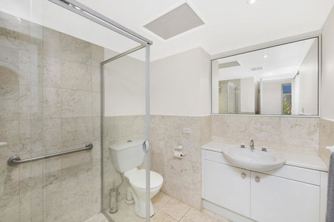 Accommodate Canberra - The Summit - New South Wales Tourism  9