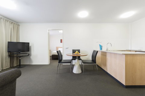 Ramada Encore Belconnen - New South Wales Tourism  9