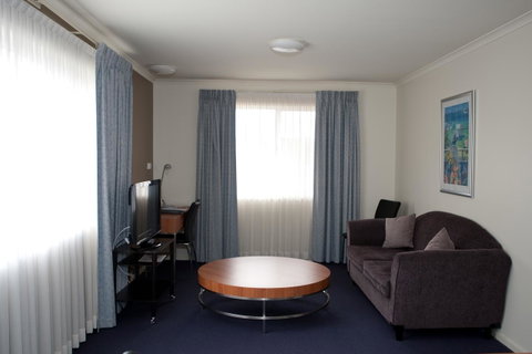 Ramada Encore Belconnen - New South Wales Tourism  17