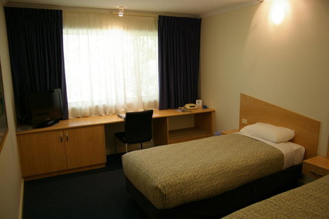 Ramada Encore Belconnen - New South Wales Tourism  19