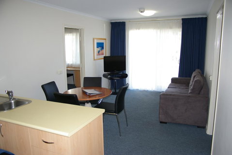 Ramada Encore Belconnen - New South Wales Tourism  16