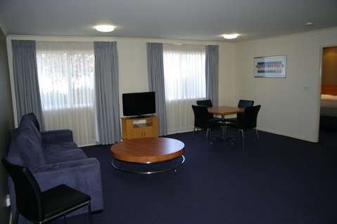 Ramada Encore Belconnen - New South Wales Tourism  18