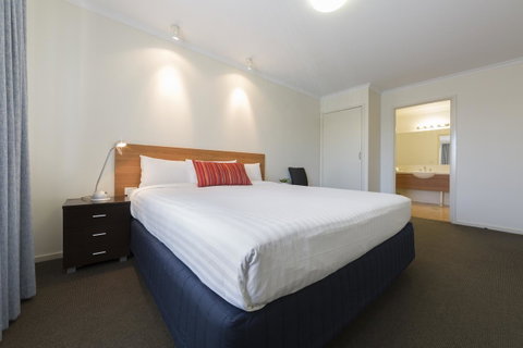 Ramada Encore Belconnen - New South Wales Tourism  12