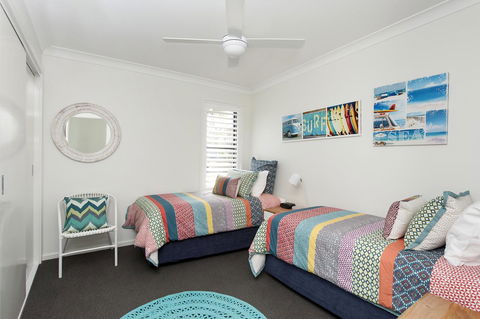 Mollymook Beachfront Penthouse 9 - New South Wales Tourism  6