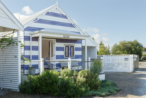 Beach Huts Middleton - New South Wales Tourism  39