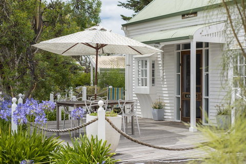 Beach Huts Middleton - New South Wales Tourism  14