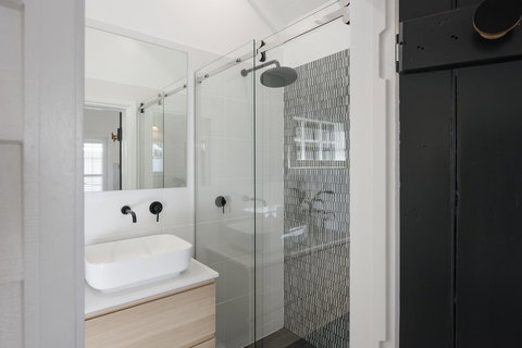 Beach Huts Middleton - New South Wales Tourism  22