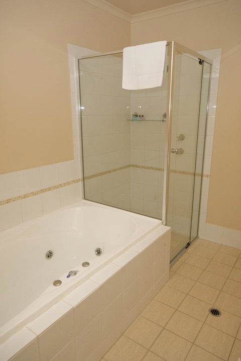 McCracken Country Club - New South Wales Tourism  15