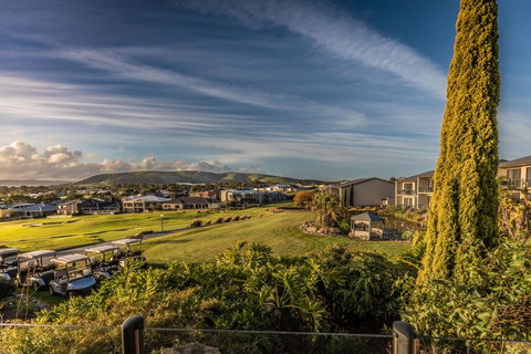 McCracken Country Club - New South Wales Tourism  5