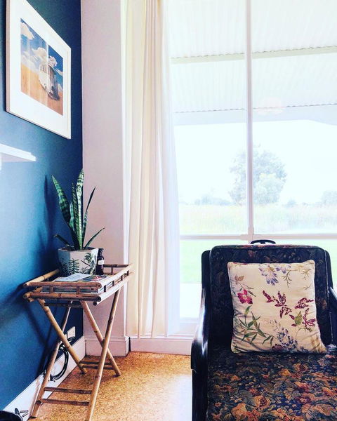 The Lake House Retreat - New South Wales Tourism  4