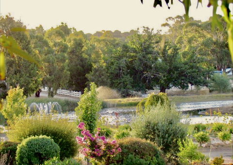 The Lake House Retreat - New South Wales Tourism  20