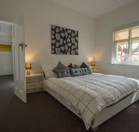 Cowan Street Bungalow - New South Wales Tourism 