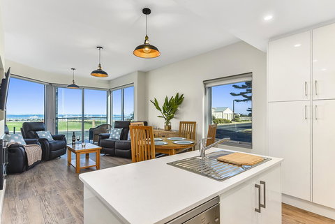 Bonnies Of Beachport - New South Wales Tourism  13