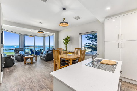 Bonnies Of Beachport - New South Wales Tourism  40