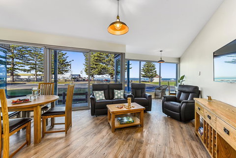 Bonnies Of Beachport - New South Wales Tourism  11