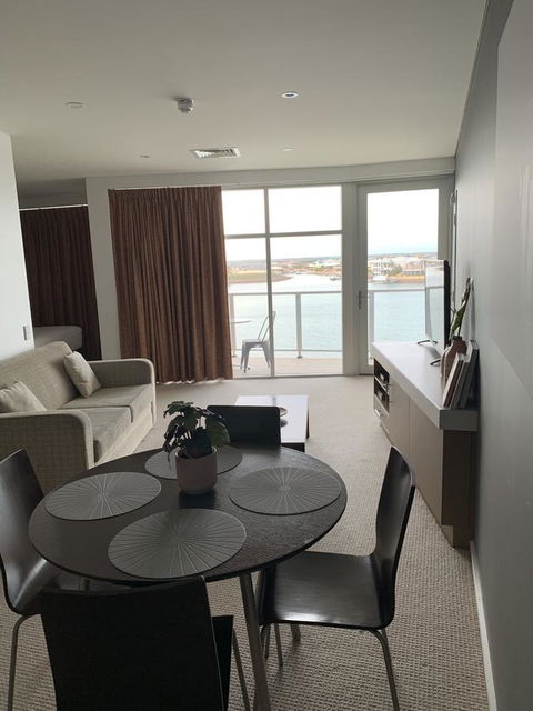 Wallaroo Marina Stayz - New South Wales Tourism  8