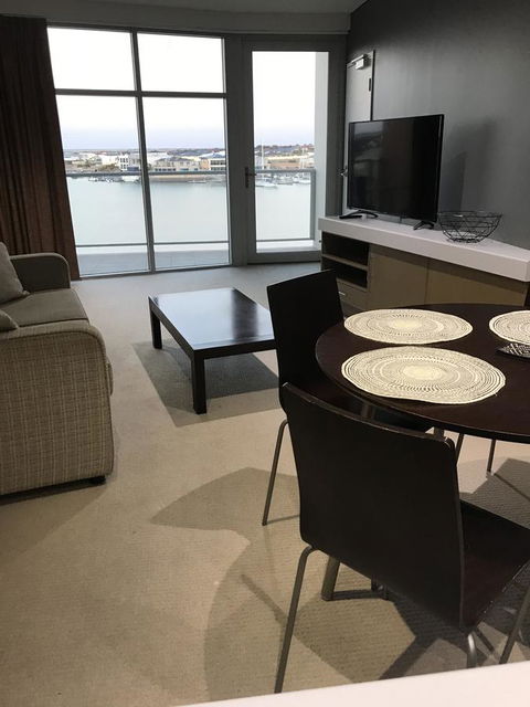 Wallaroo Marina Stayz - New South Wales Tourism  12
