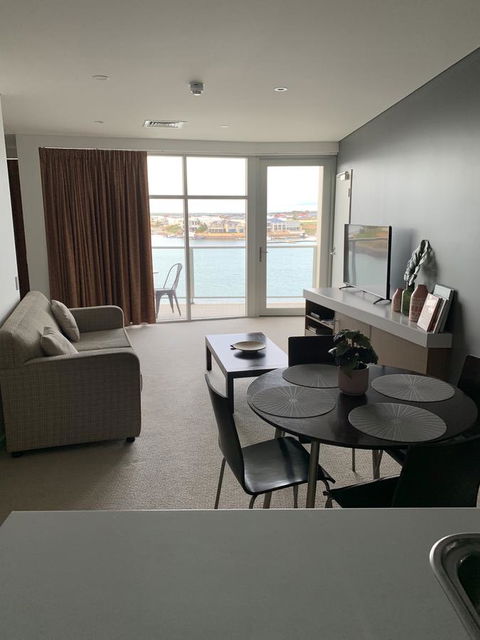 Wallaroo Marina Stayz - New South Wales Tourism  9