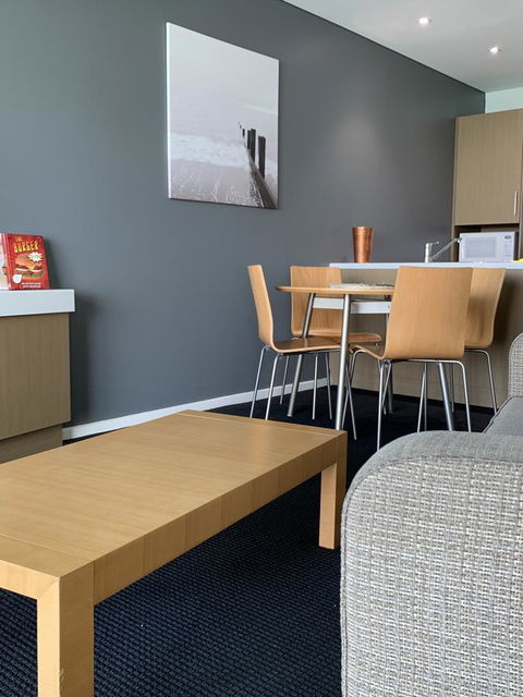 Wallaroo Marina Stayz - New South Wales Tourism  14