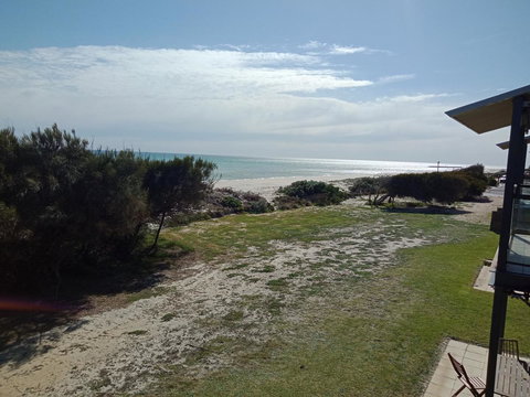 Blissful Beachfront Beachouse - New South Wales Tourism  22