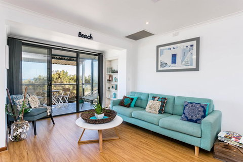 Blissful Beachfront Beachouse - New South Wales Tourism  6