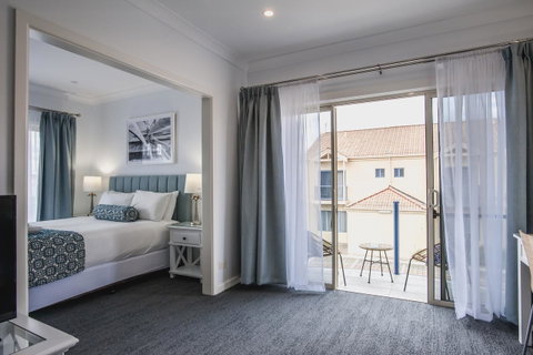 Marina Hotel - New South Wales Tourism  8