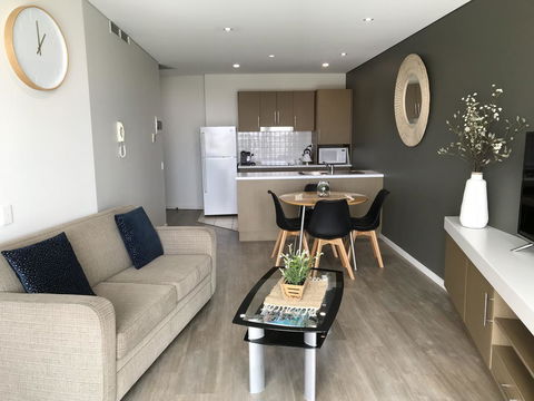 Ocean View Luxury Apartment & Suite - New South Wales Tourism  38