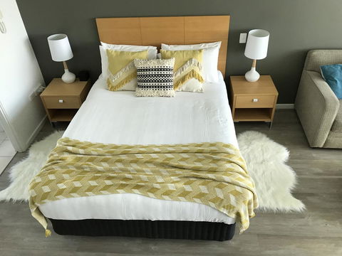 Ocean View Luxury Apartment & Suite - New South Wales Tourism  29