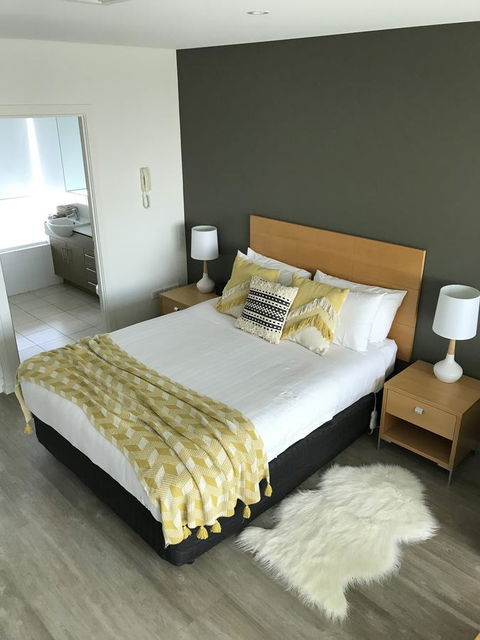 Ocean View Luxury Apartment & Suite - New South Wales Tourism  28